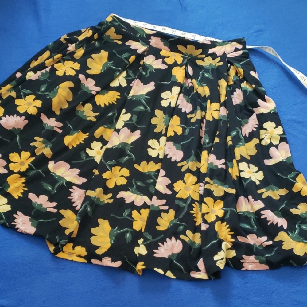 Retro style floral Madison skirt